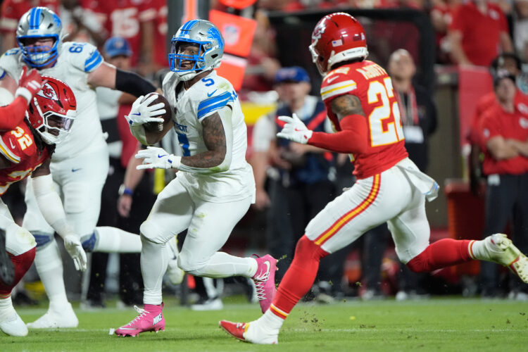 Mahomes leads the Chiefs to a 30-17 victory over Lions, and a fistfight erupts at the finish